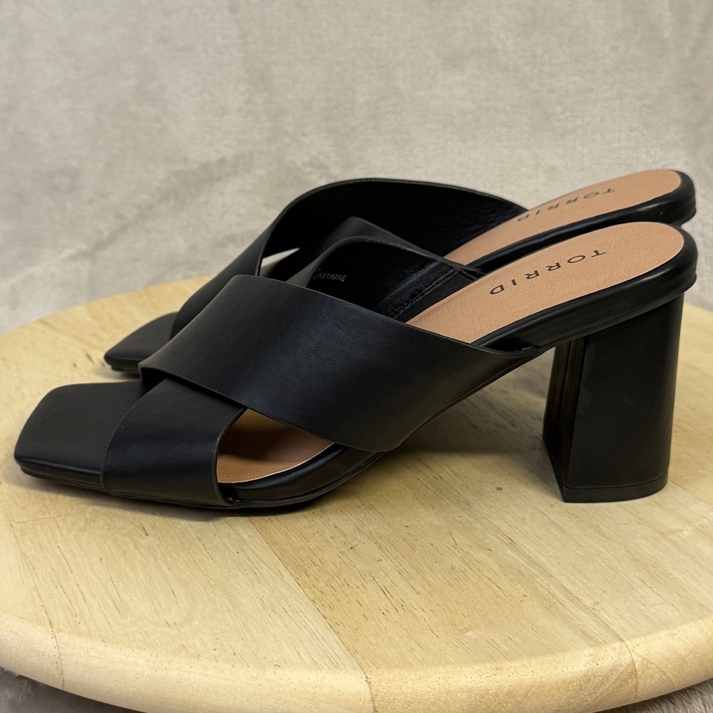 Torrid Black Crisscross Block Heel Mules Square Toe Sandals 7.5WW 43495484 - Picture 3 of 16